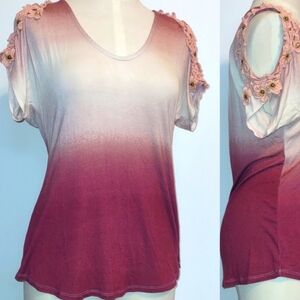 Venus Hombre Crochet Cold Shoulder Top Size Small